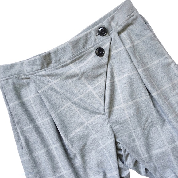 AMBER SAKAI Asymmetrical Waist Crisscross Crossover Waist Gray Plaid NWT… - Picture 9 of 16